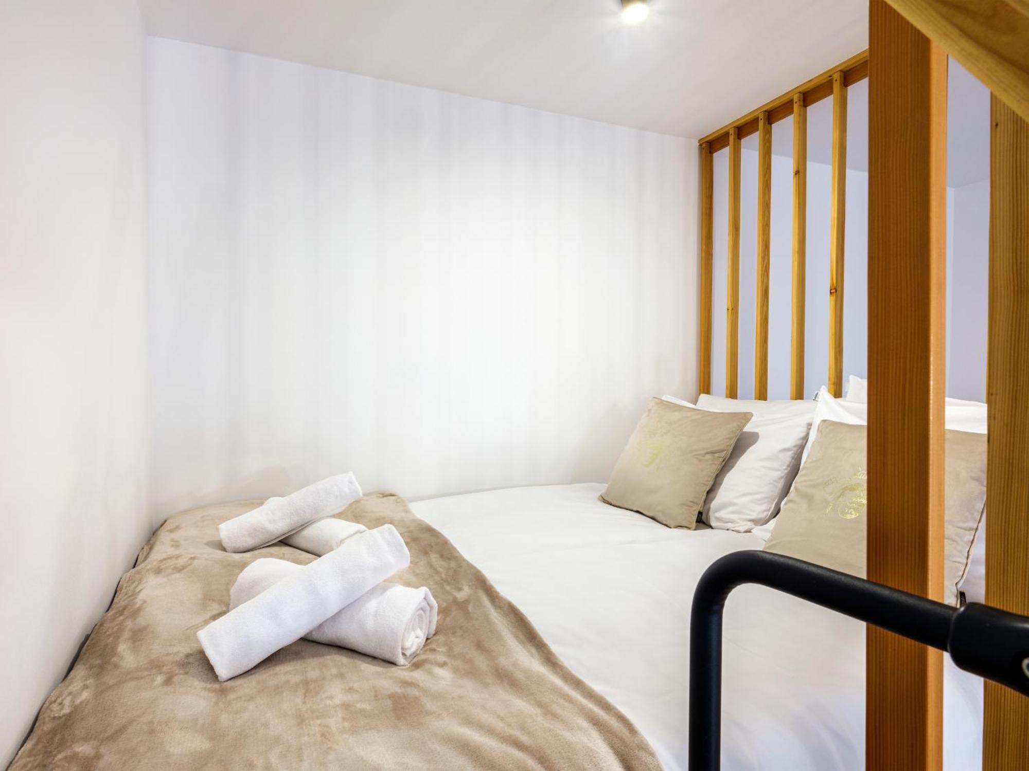 Tyzenhauz Apartments Siemiradzkiego Street クラクフ エクステリア 写真