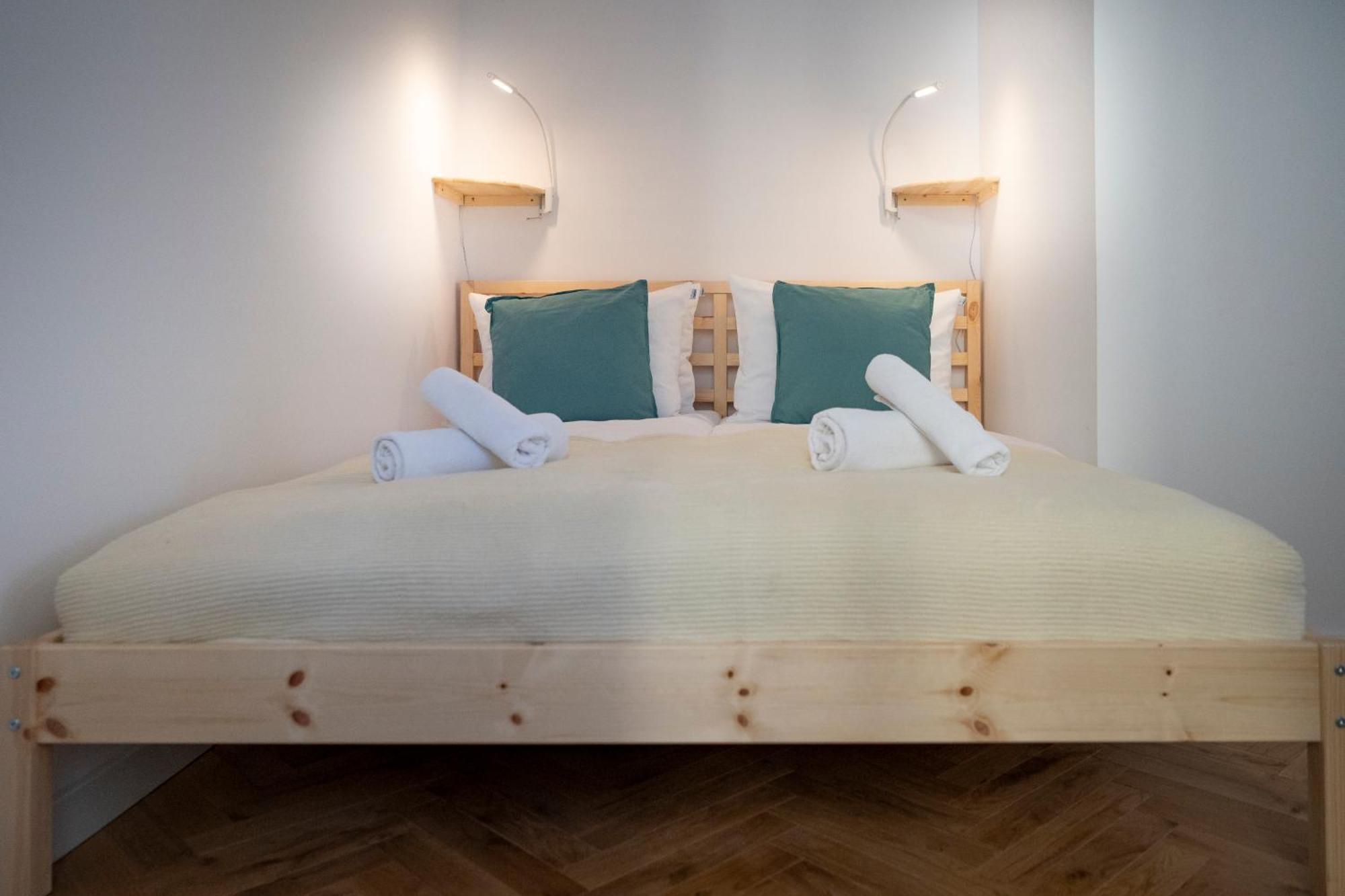 Tyzenhauz Apartments Siemiradzkiego Street クラクフ エクステリア 写真