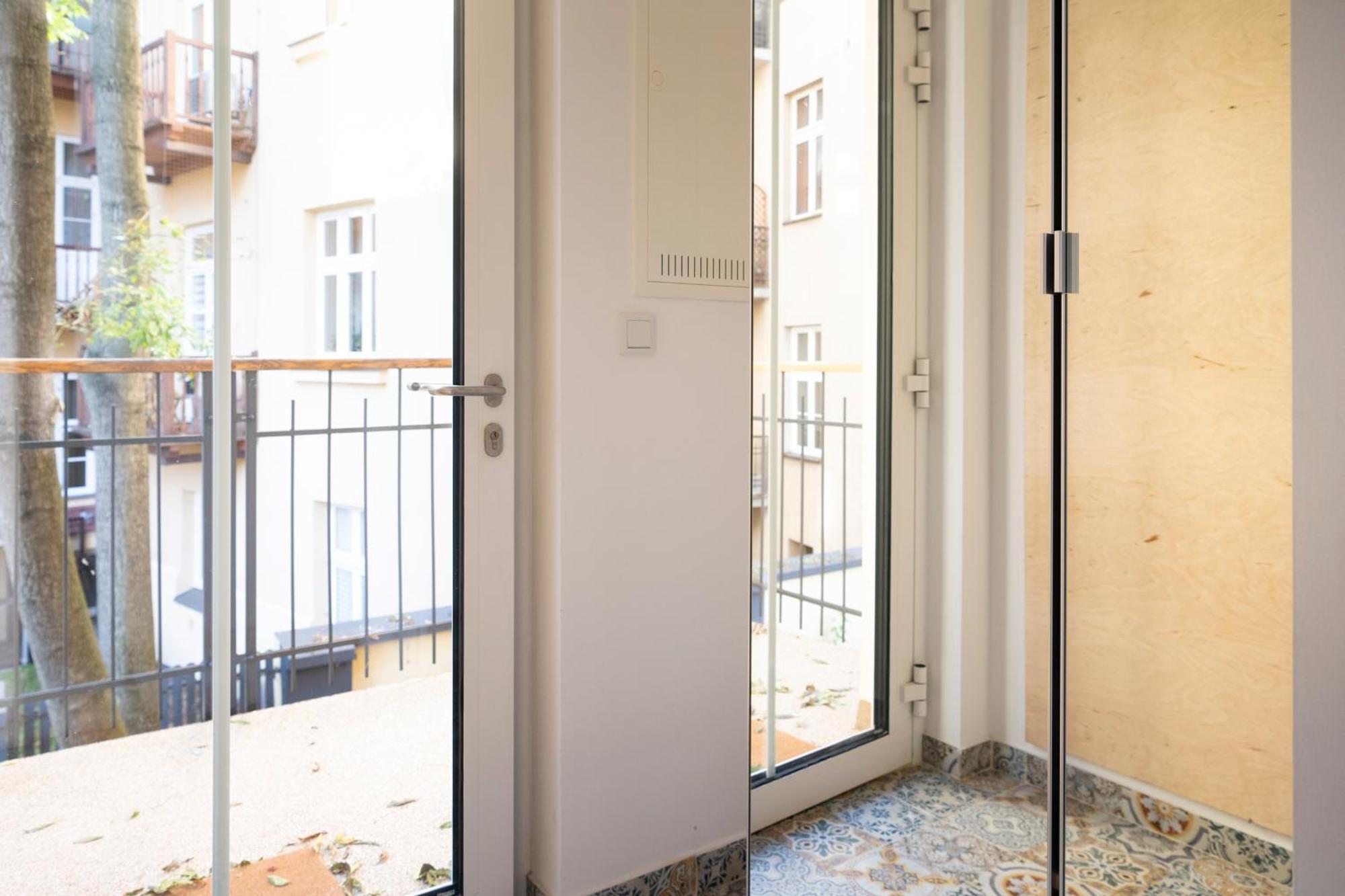 Tyzenhauz Apartments Siemiradzkiego Street クラクフ エクステリア 写真